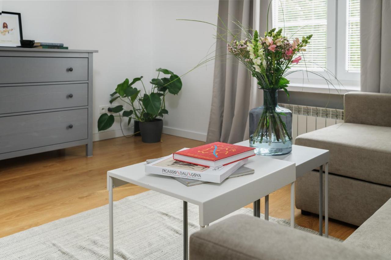 Oomph Warsaw Nowy Swiat Apartment Eksteriør bilde